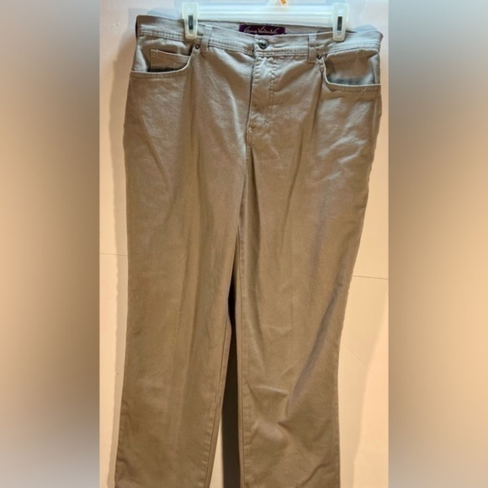 GLORIA VANDERBILT AMANDA JEANS SIZE 12
